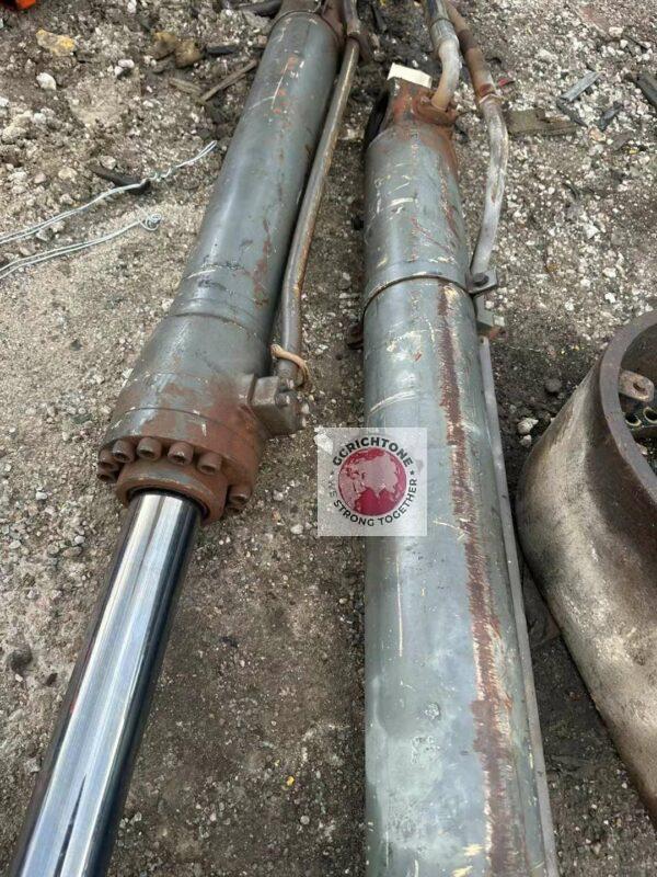 Гидроцилиндр Volvo 14598129 EC210B